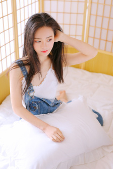 等等我，女帝